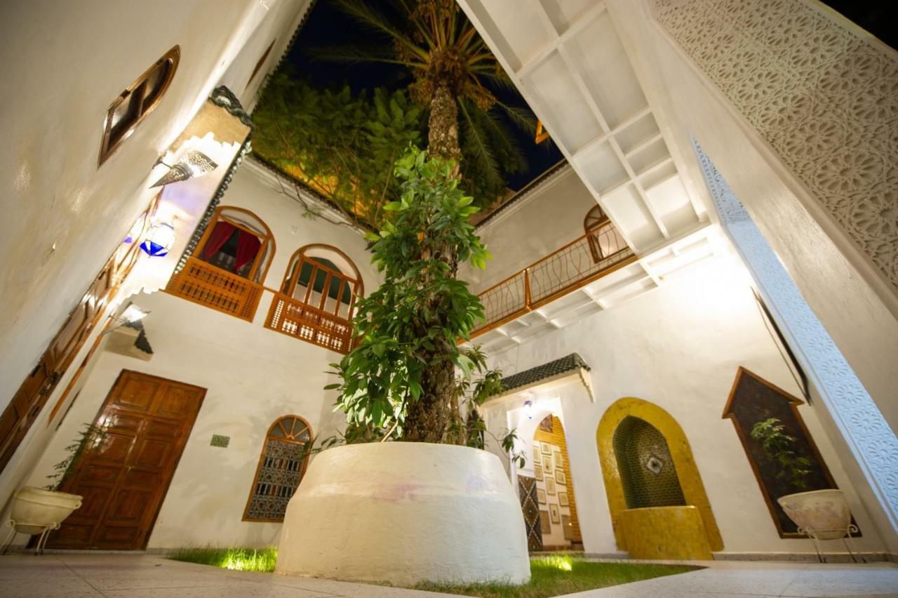Riad O Ly Marrakesh Bagian luar foto