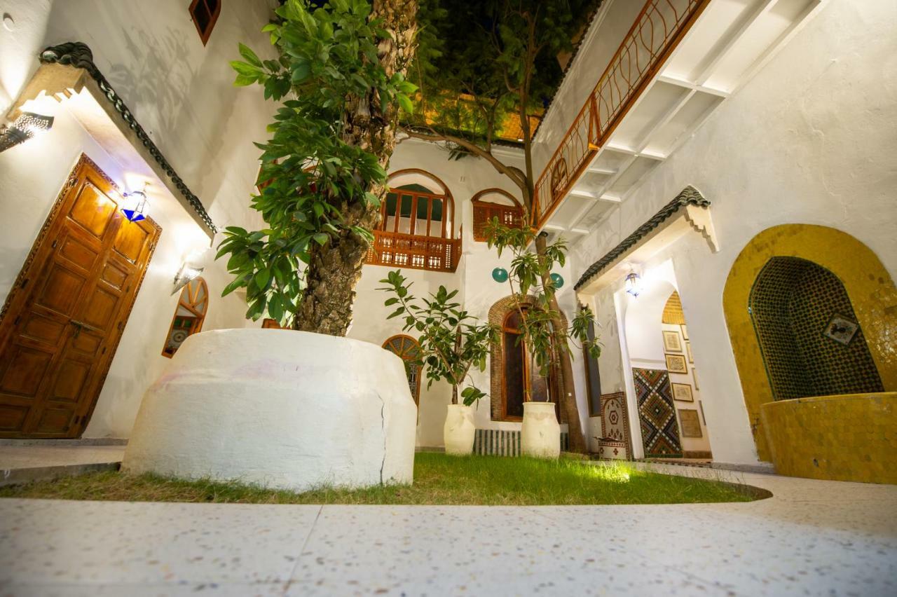 Riad O Ly Marrakesh Bagian luar foto